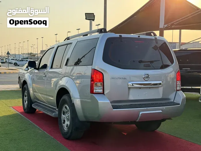 Nissan Pathfinder 2011 photo 4