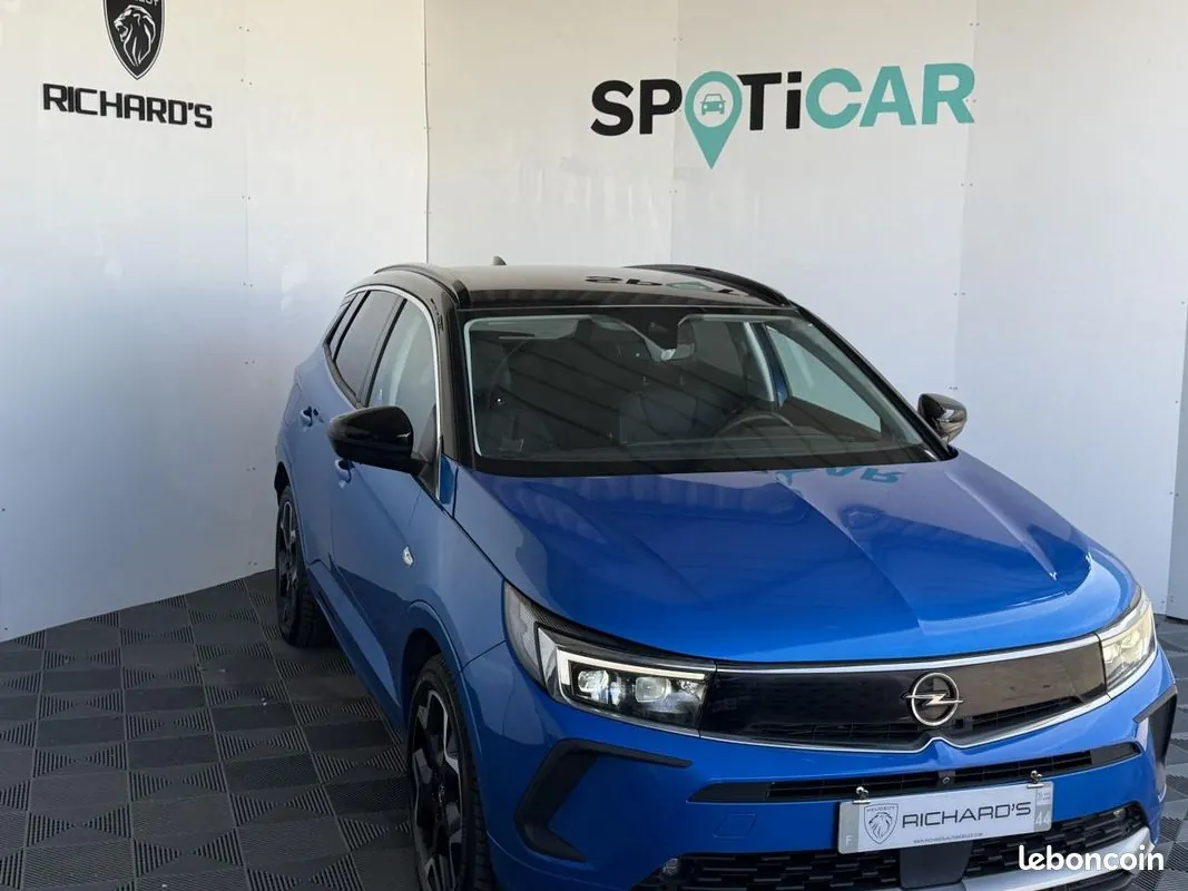 Opel Grandland 2022 photo 2