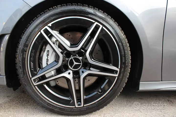 Mercedes-Benz A 35 Amg 2019 photo 3