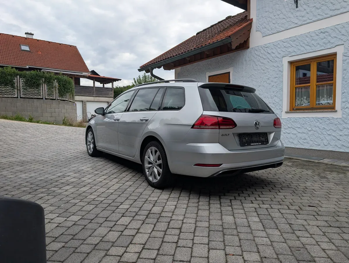 Volkswagen Golf 2019 photo 3