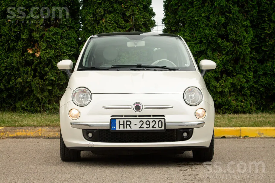 Fiat 500 2011 photo 2