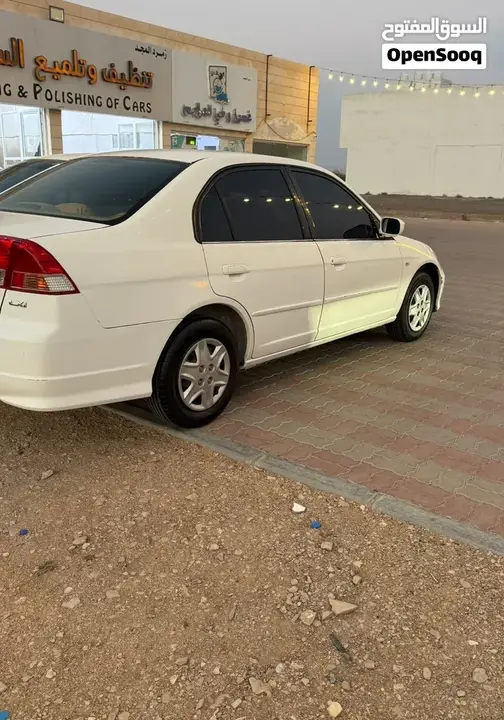 Honda Civic 2005 photo 3