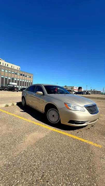 Chrysler 200 2014 photo 5