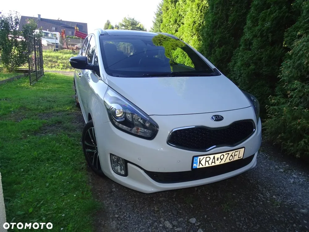 Kia Carens 2016 photo 5