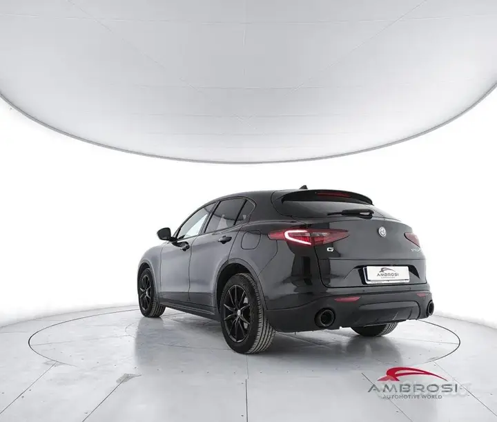 Alfa Romeo Stelvio 2019 photo 4