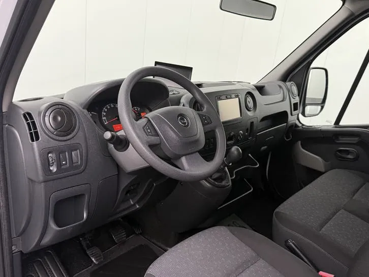 Opel Movano 2022 photo 3