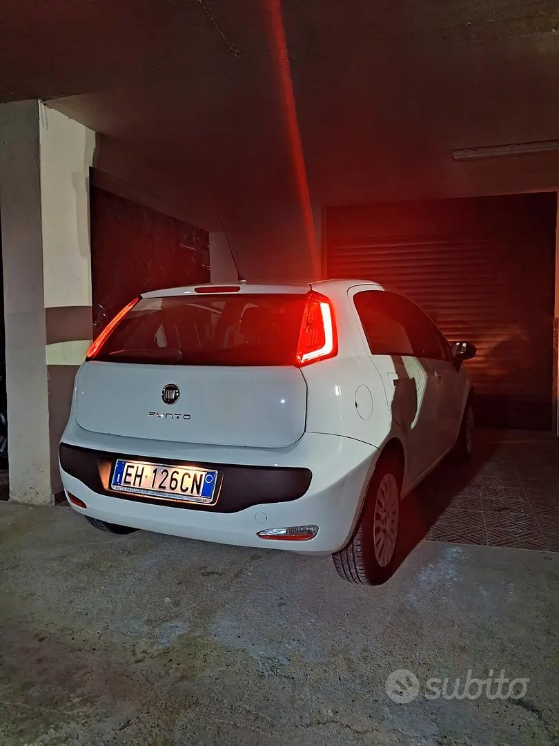 Fiat Punto Evo 2011 photo 3