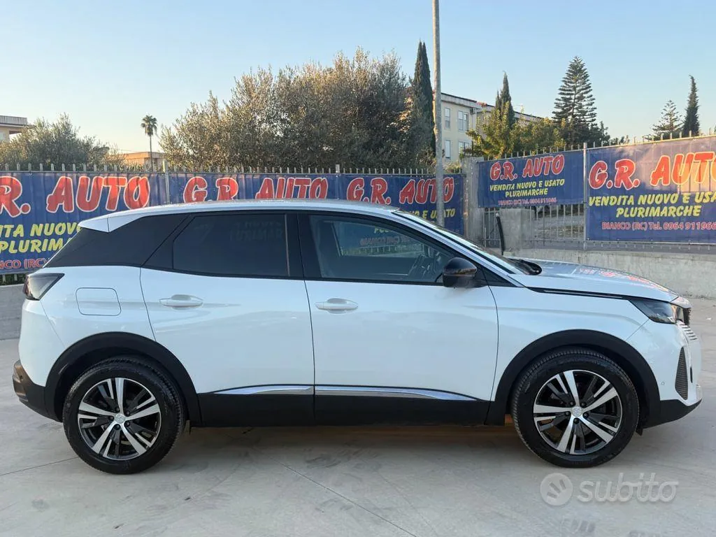 Peugeot 3008 2022 photo 5