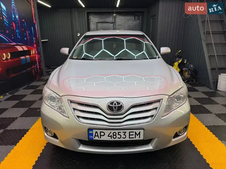 Toyota Camry 2010 photo 2