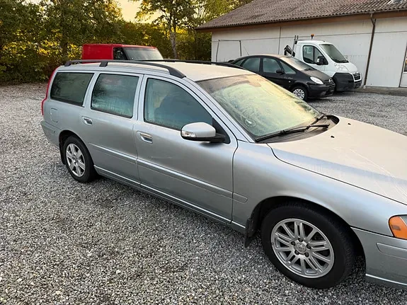 Volvo V70 2008 photo 3
