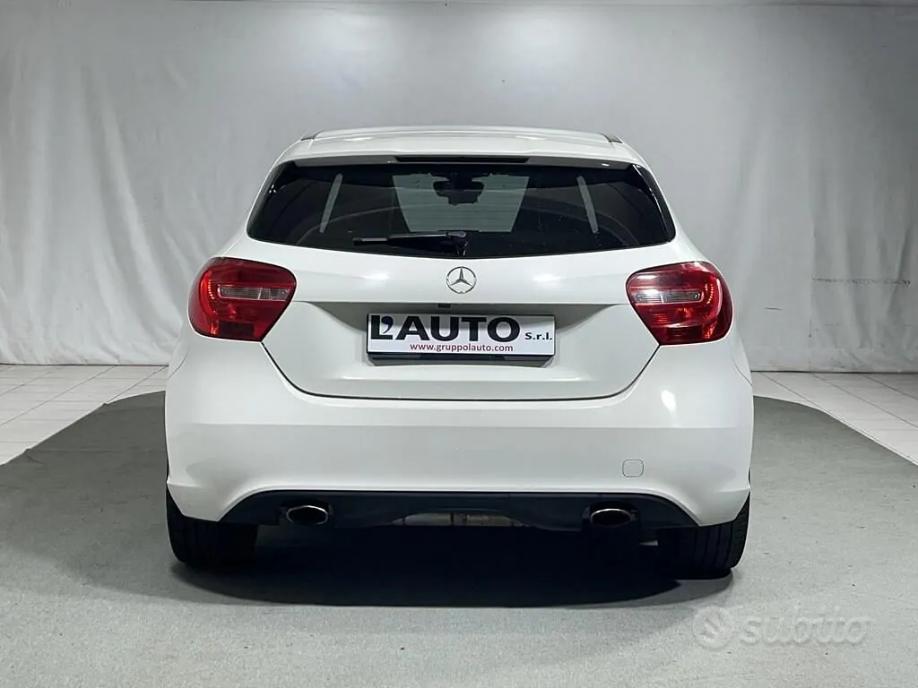 Mercedes-Benz A 2012 photo 4
