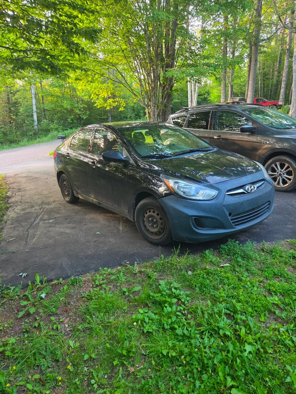 Hyundai Accent 2013 photo 2