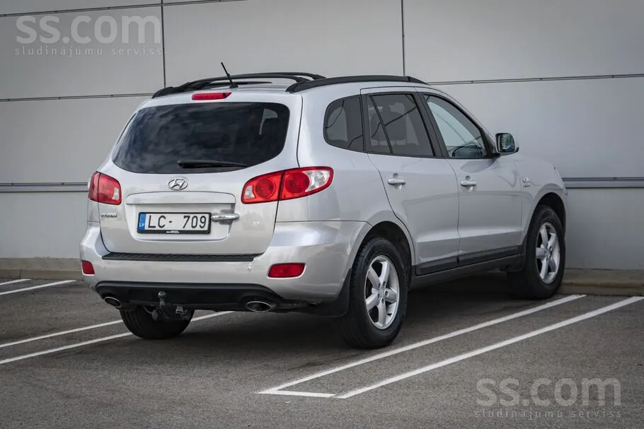 Hyundai Santa Fe 2008 photo 4