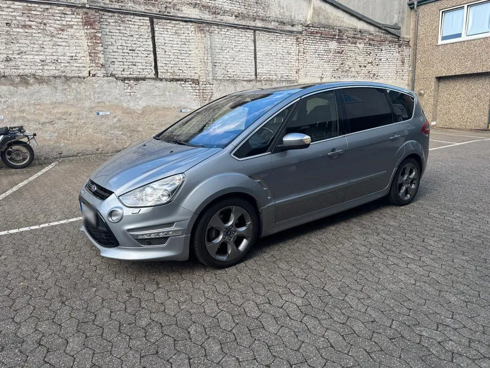 Ford S-Max