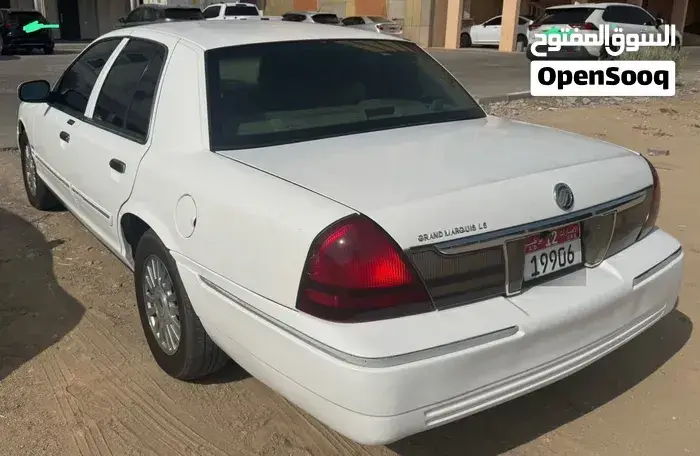 Mercury Grand Marquis 2010 photo 4