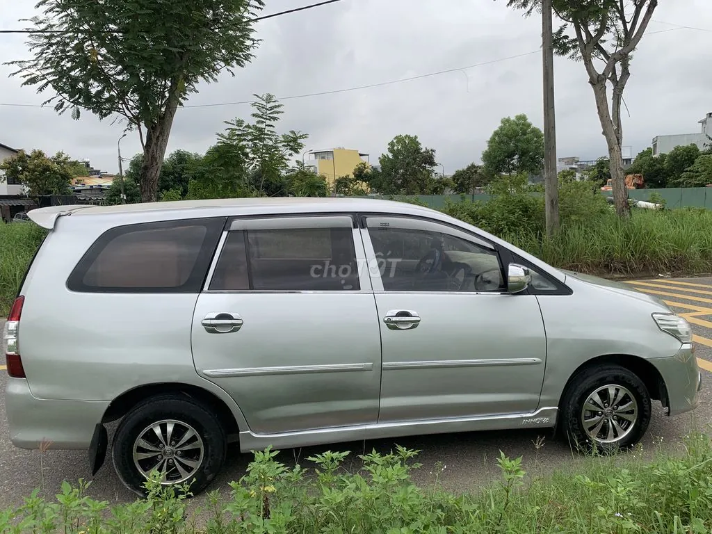 Toyota Innova 2008 photo 4