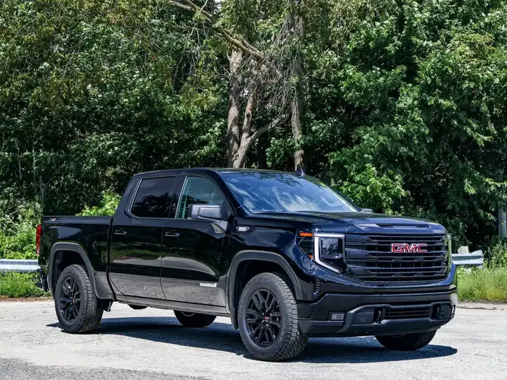 GMC Sierra 1500 2026 photo 3