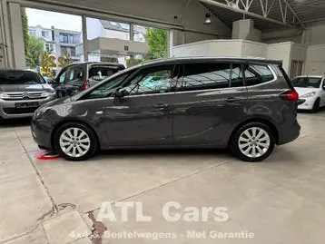 Opel Zafira 2016 photo 2