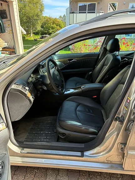 Mercedes-Benz E270 2004 photo 4
