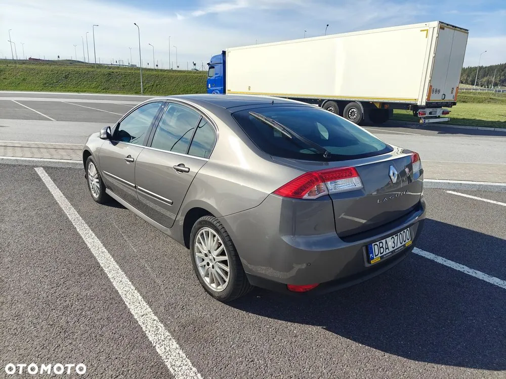 Renault Laguna 2008 photo 3