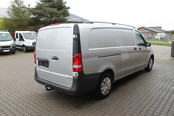 Mercedes-Benz Vito 116 2015 photo 3