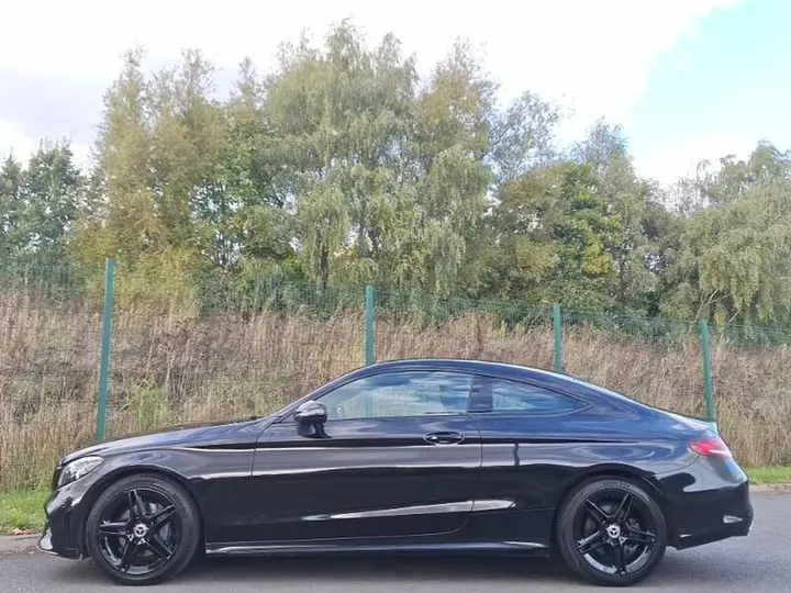 Mercedes-Benz C-Class 2018 photo 4
