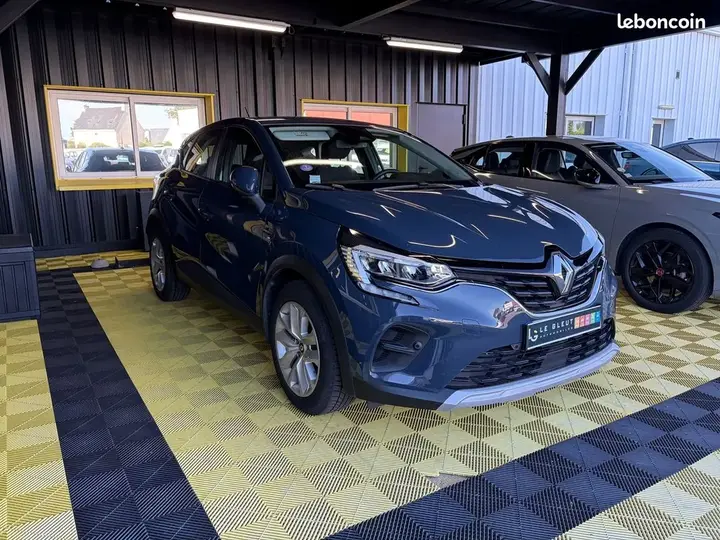Renault Captur 2022 photo 3