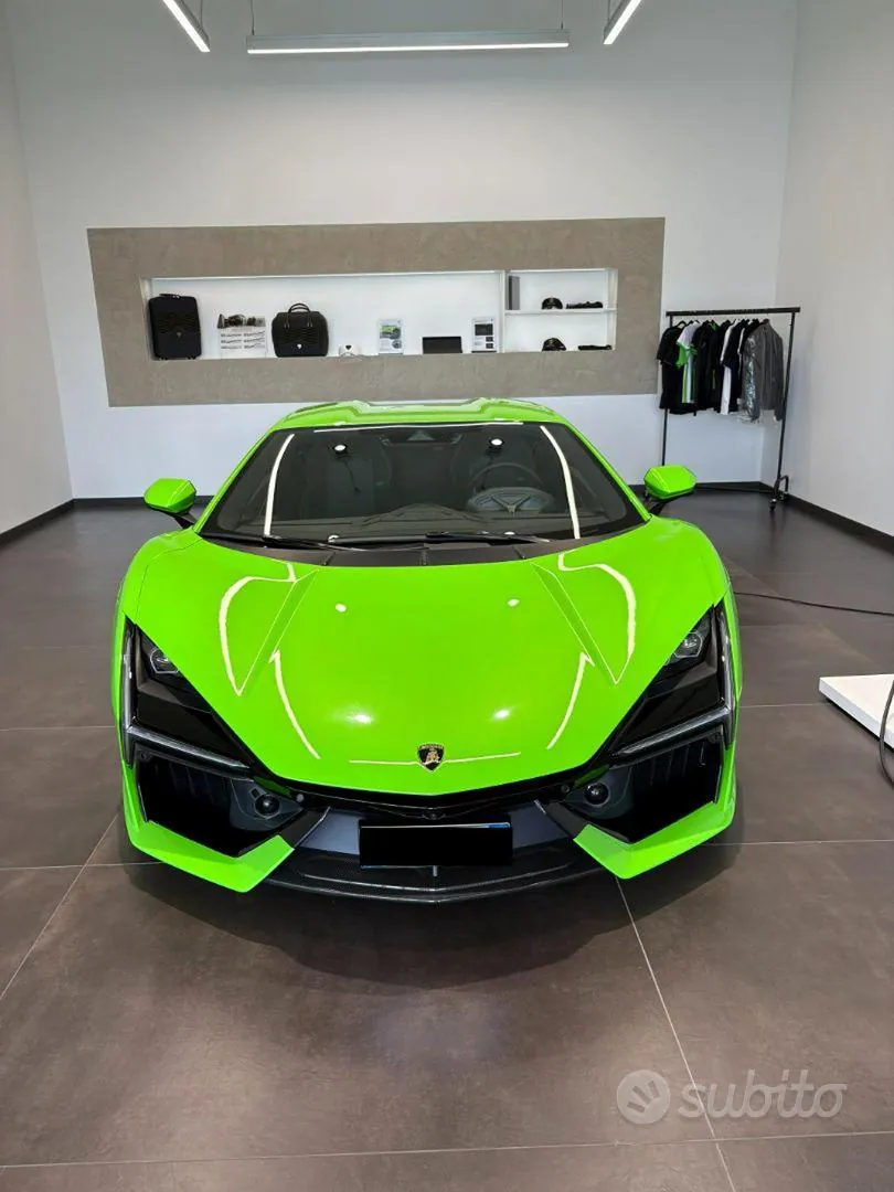 Lamborghini Revuelto 2026 photo 2