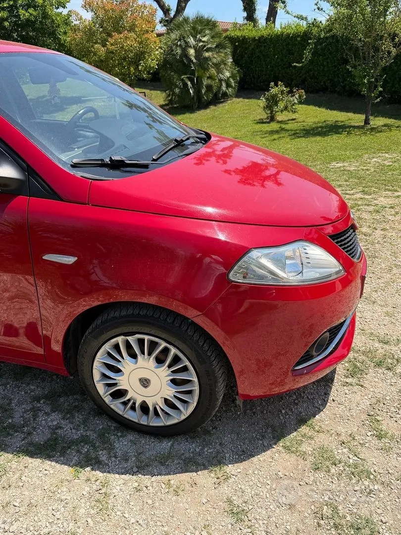Lancia Ypsilon 2017 photo 4