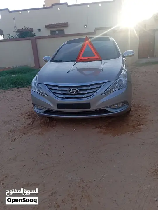 Hyundai Sonata 2012 photo 2