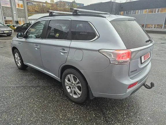 Mitsubishi Outlander 2014 photo 4