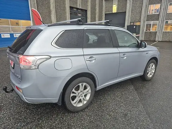 Mitsubishi Outlander 2014 photo 3