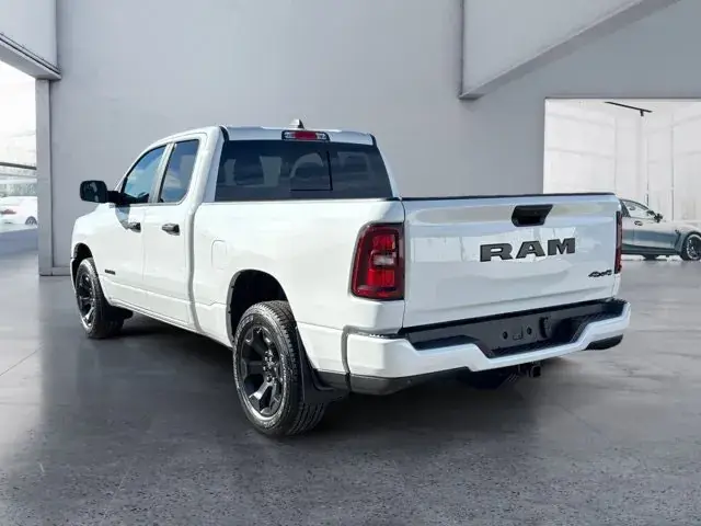 Ram 1500 Express 2027 photo 3