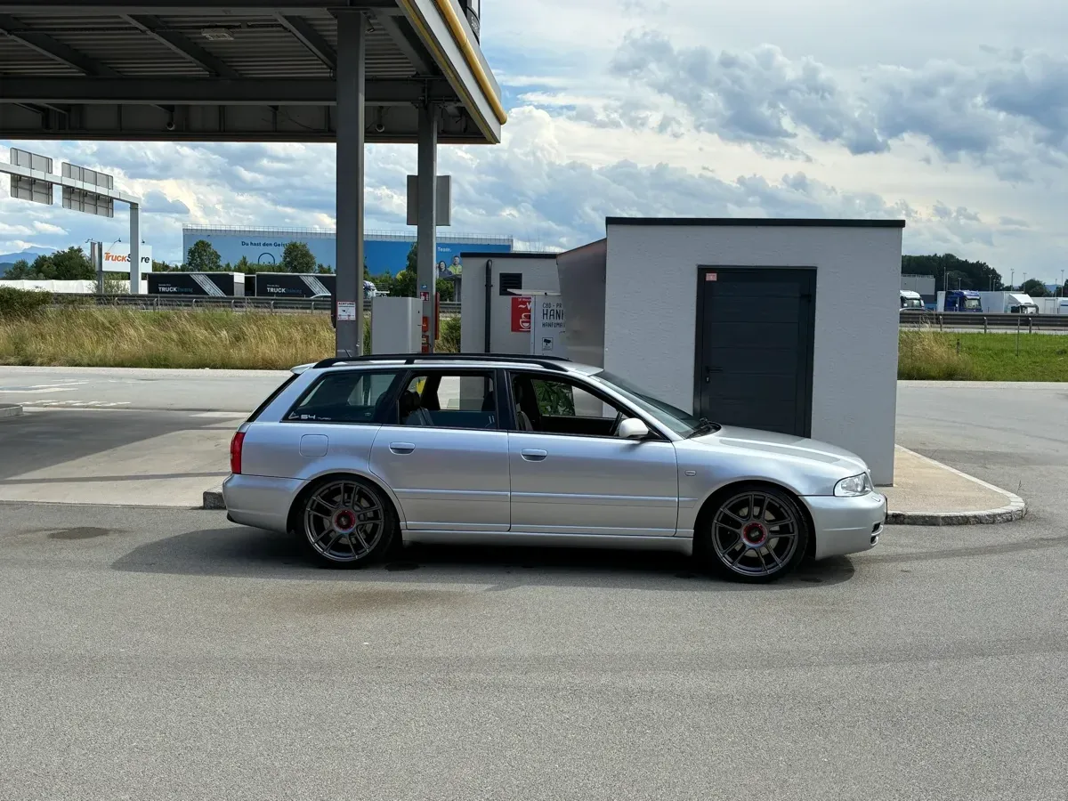 Audi A4 2001 photo 3