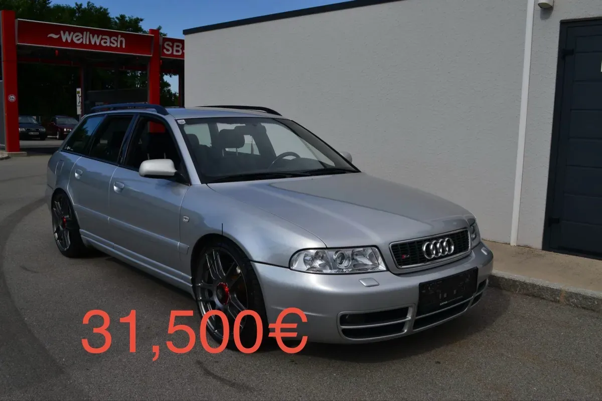 Audi A4 2001 photo 2