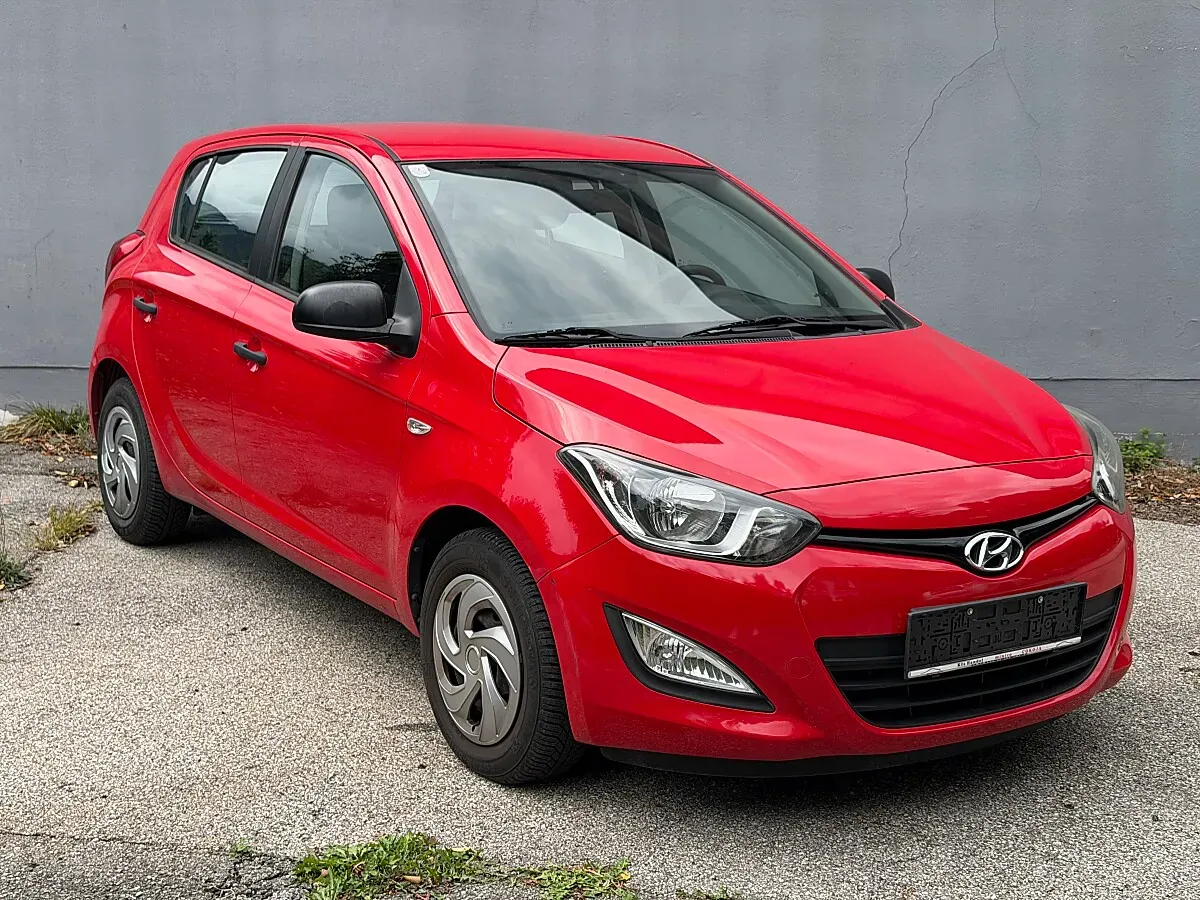 Hyundai I20 2012 photo 3