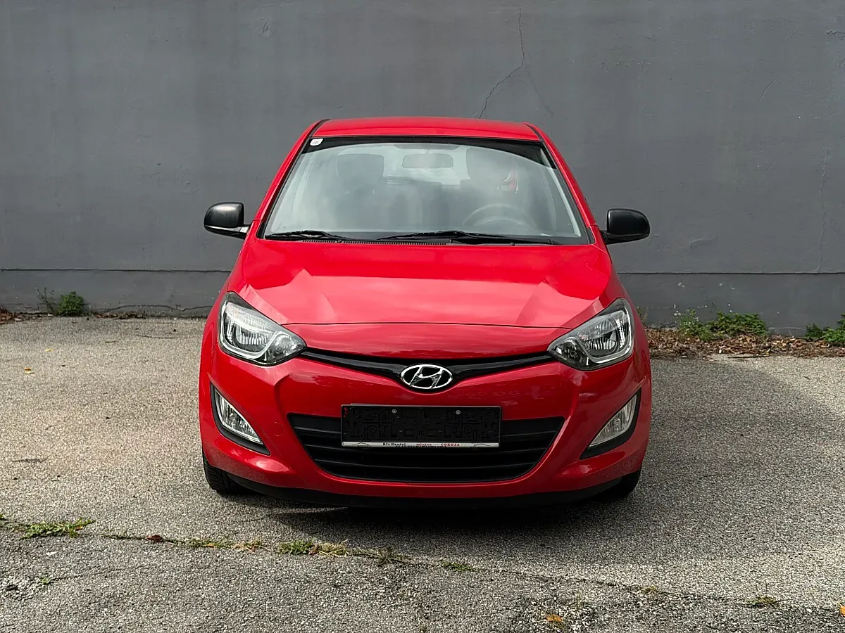 Hyundai I20