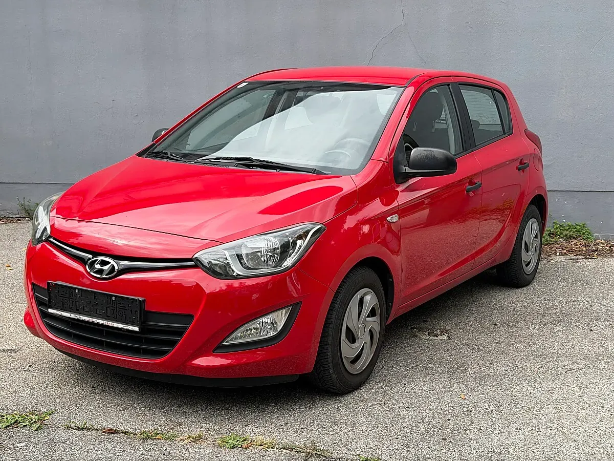 Hyundai I20 2012 photo 2