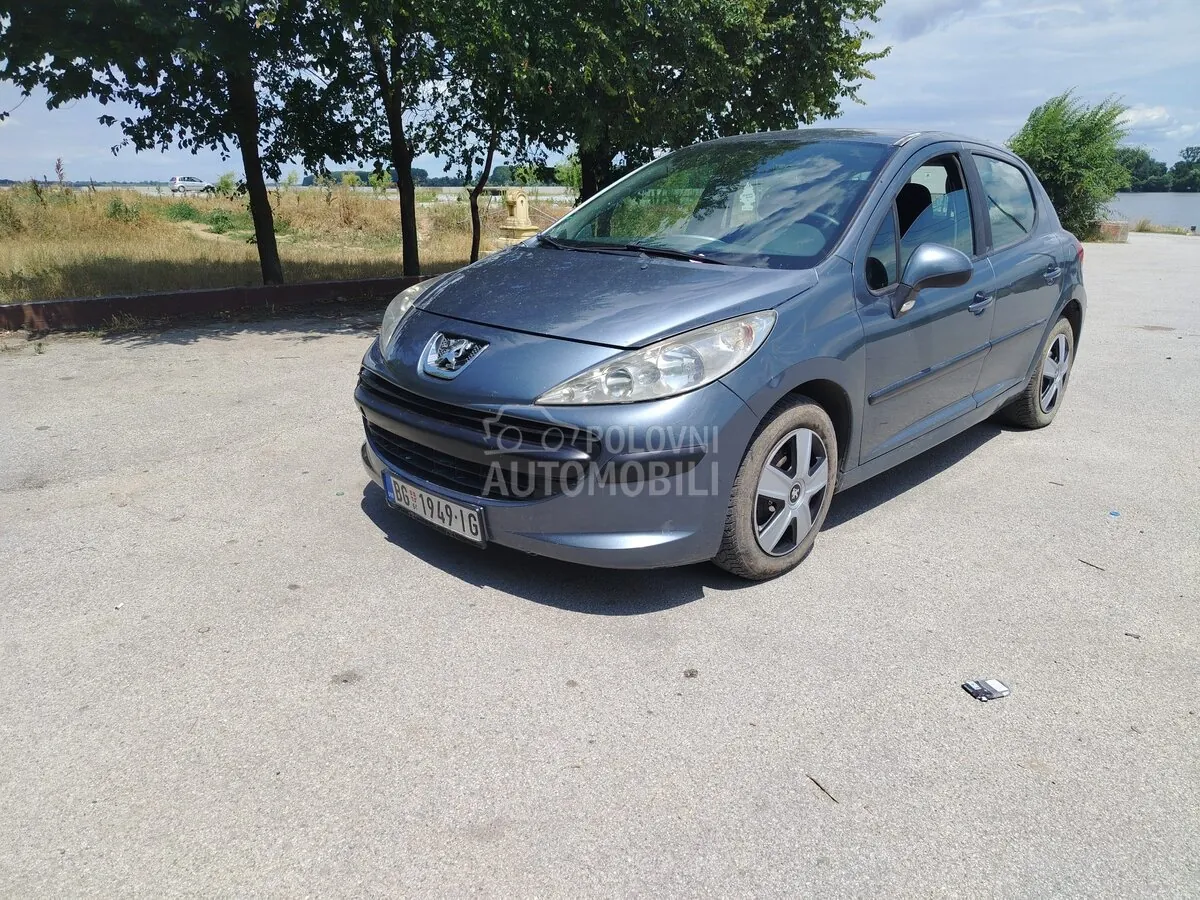 Peugeot 207 2007 photo 2