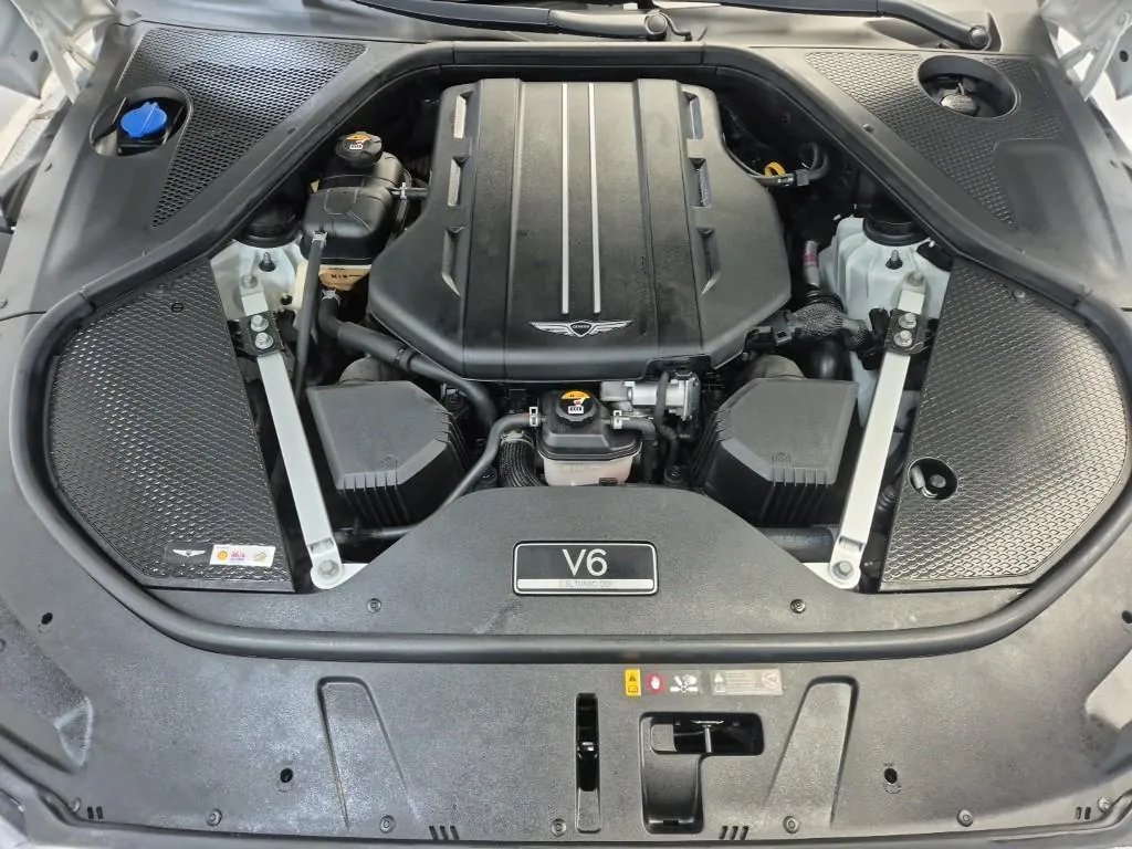 Genesis G90 2022 photo 5