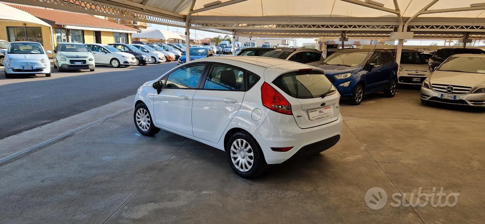 Ford Fiesta 2009 photo 2