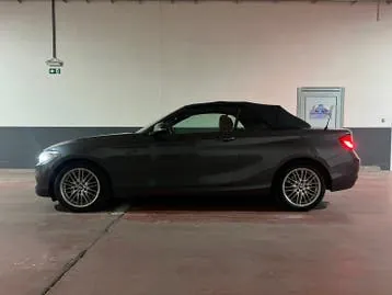 BMW 220I