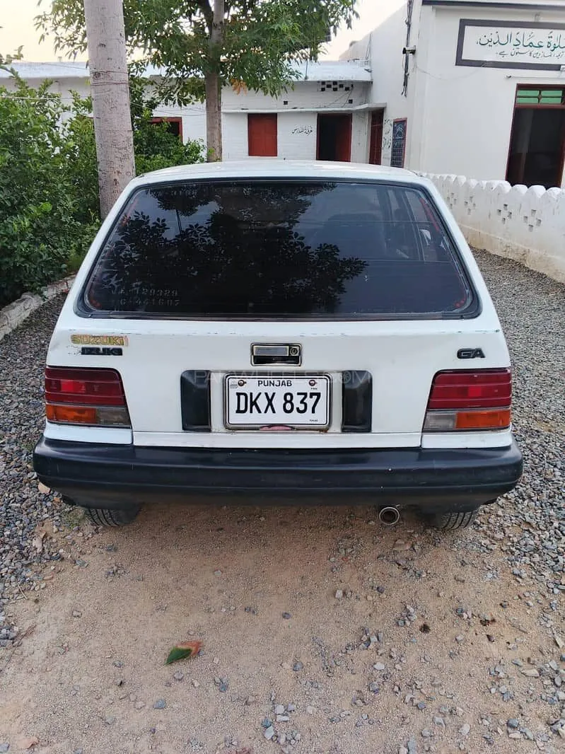 Suzuki Khyber