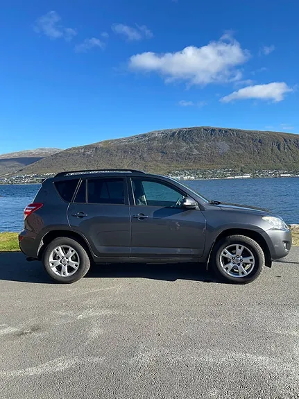 Toyota Rav4 2009 photo 2