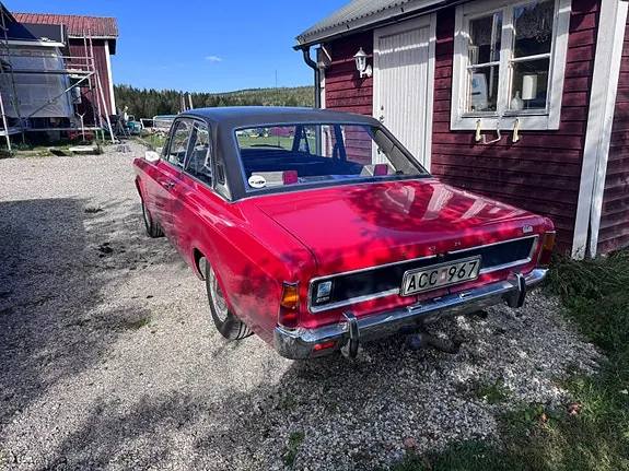 Ford Taunus 1971 photo 4