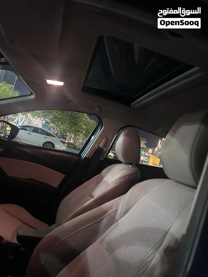 Mazda 3 2015 photo 4