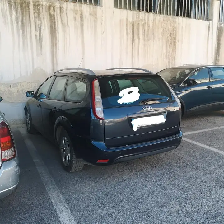 Ford Focus 2011 photo 3