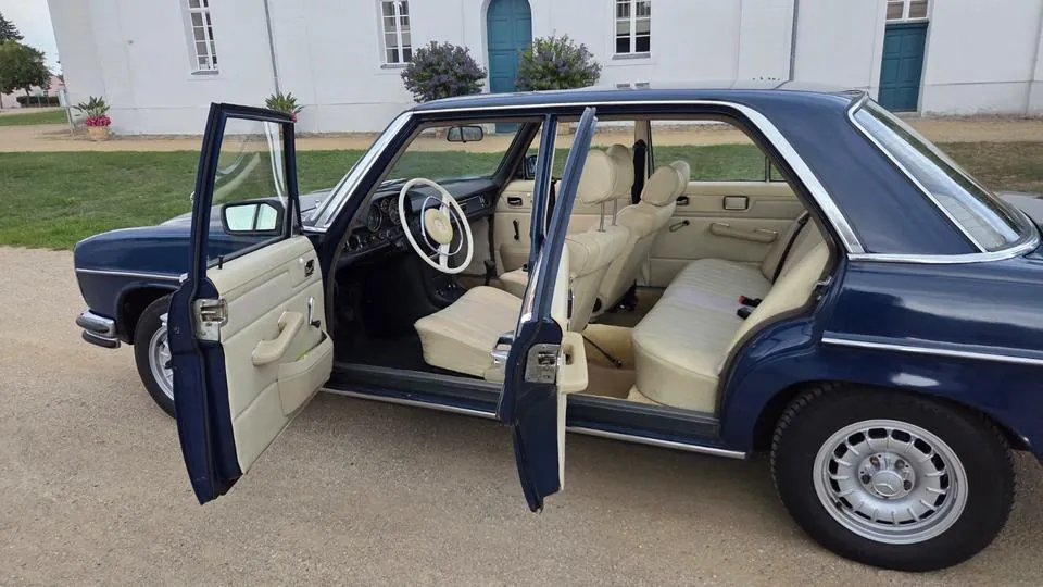 Mercedes-Benz W115