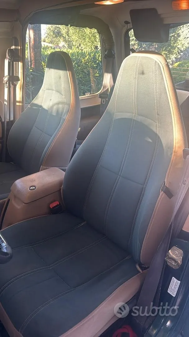 Jeep Wrangler 2003 photo 2