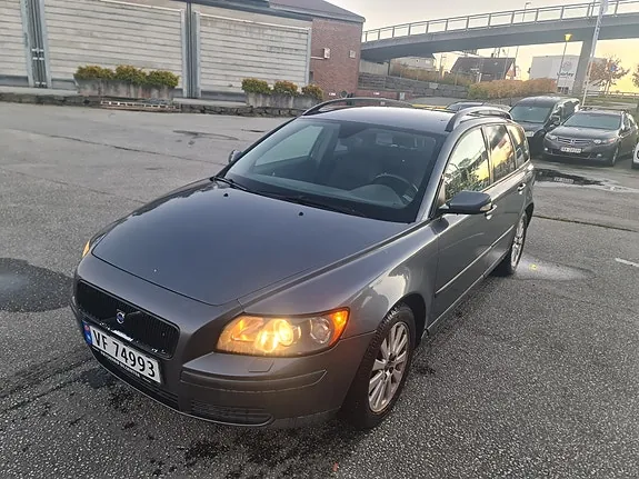 Volvo V50